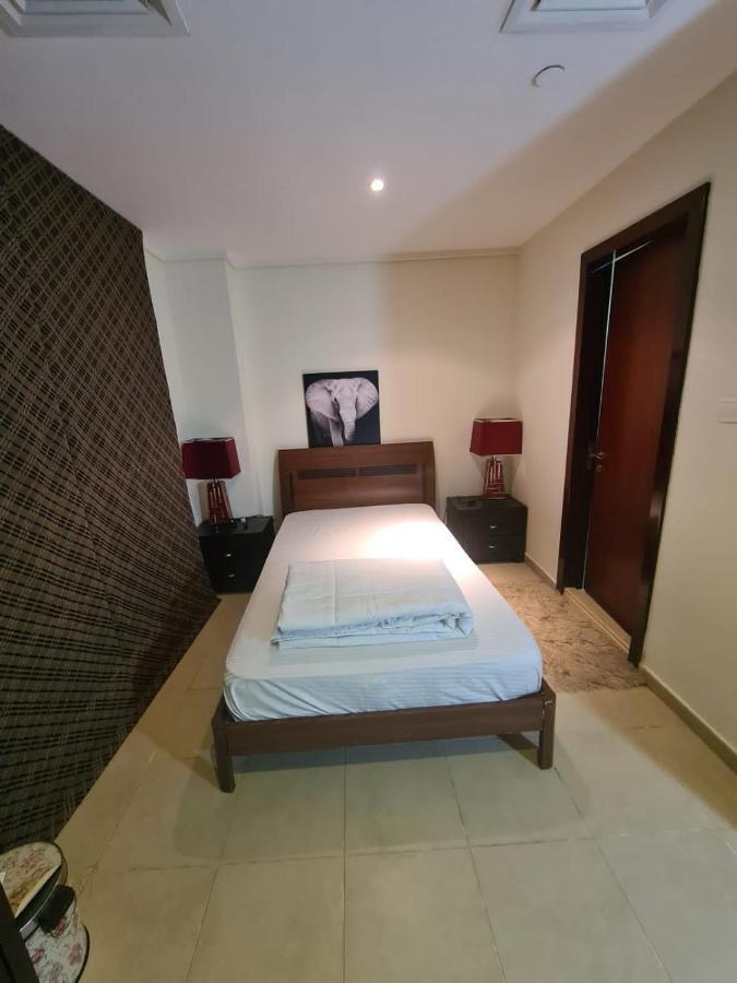 Route 66 Beach Hostel 迪拜 外观 照片