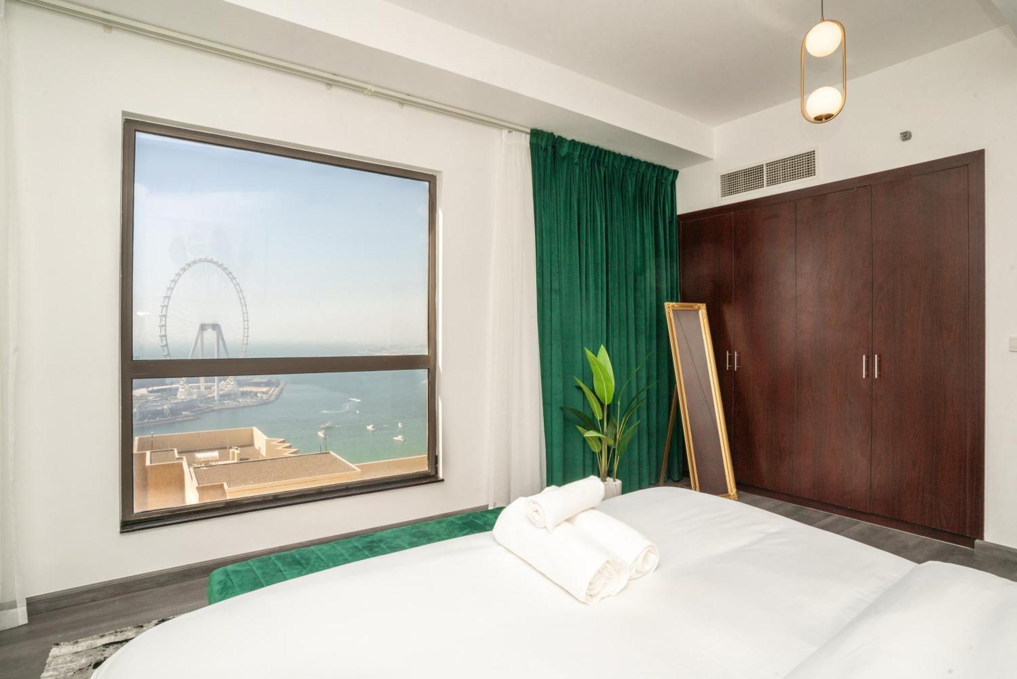Route 66 Beach Hostel 迪拜 外观 照片